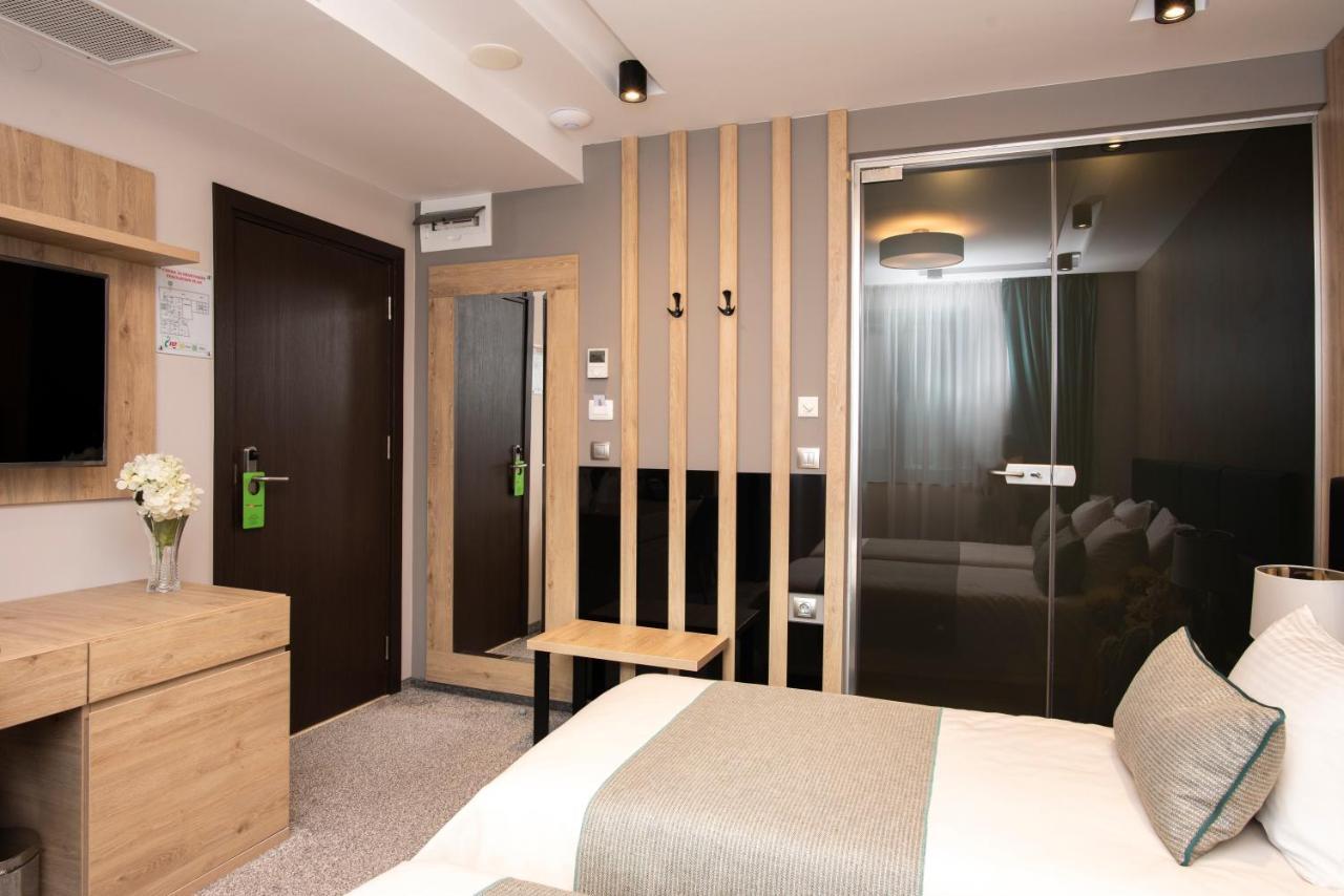 Family Hotel Business Club Шумен Екстер'єр фото