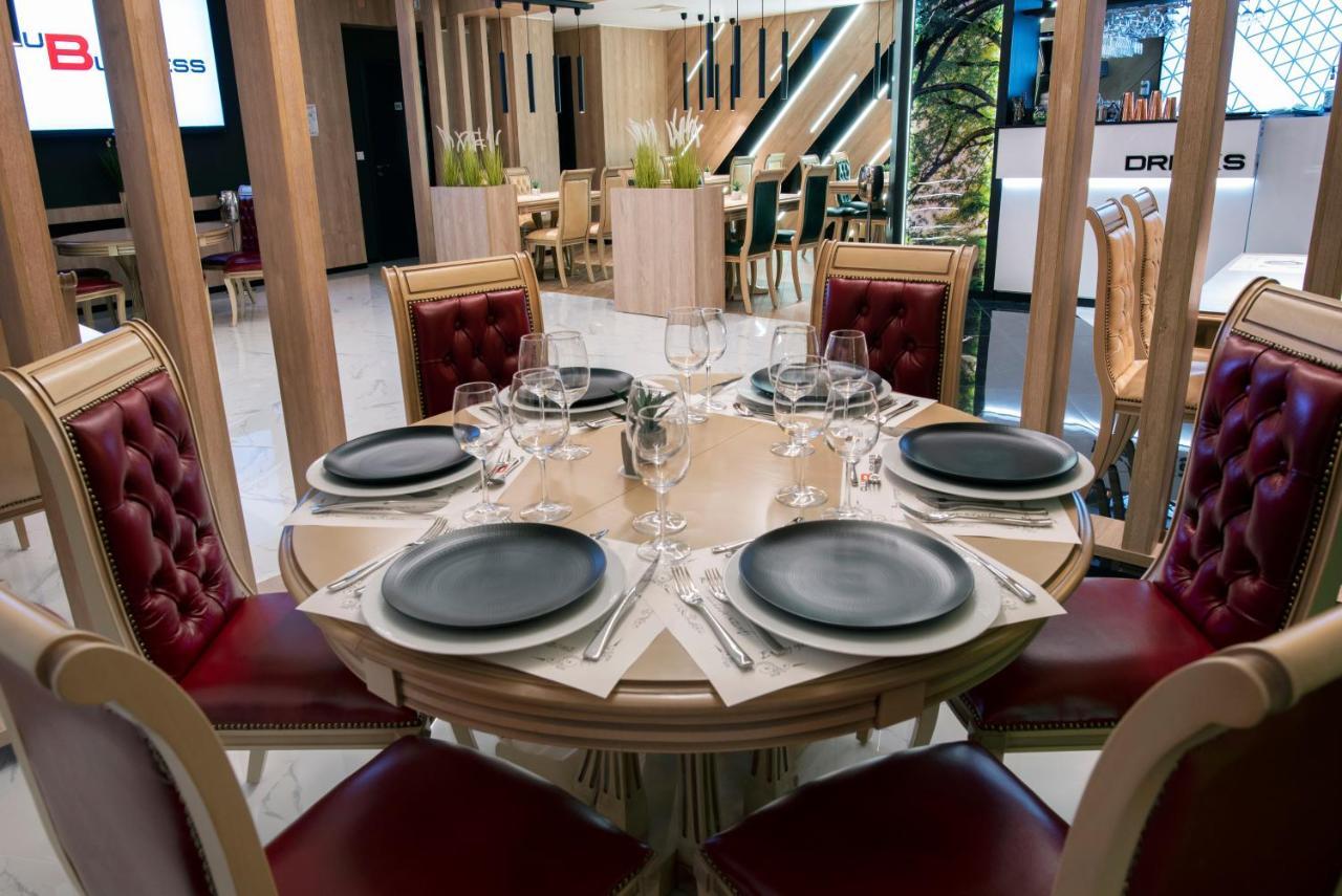 Family Hotel Business Club Шумен Екстер'єр фото