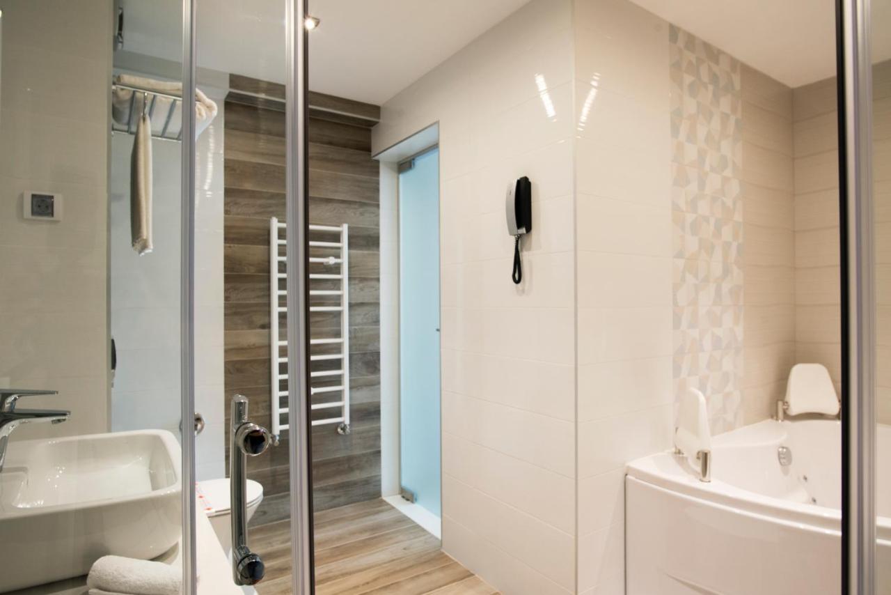 Family Hotel Business Club Шумен Екстер'єр фото