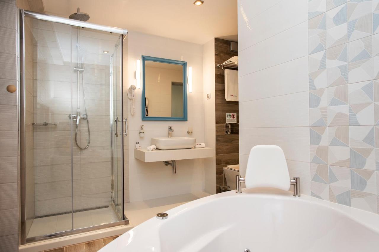 Family Hotel Business Club Шумен Екстер'єр фото
