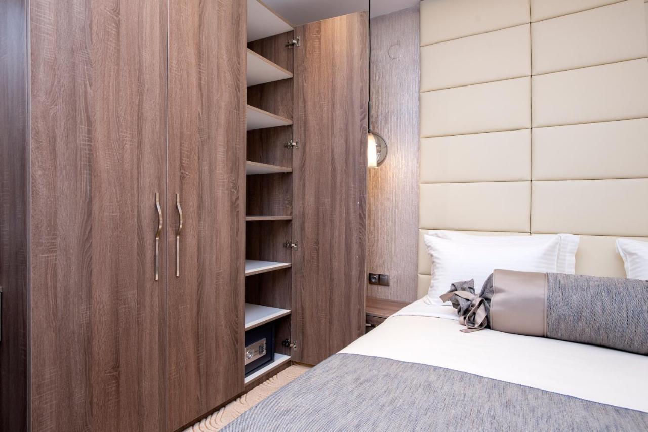 Family Hotel Business Club Шумен Екстер'єр фото
