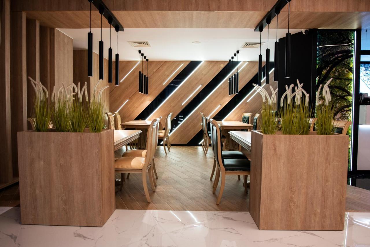 Family Hotel Business Club Шумен Екстер'єр фото