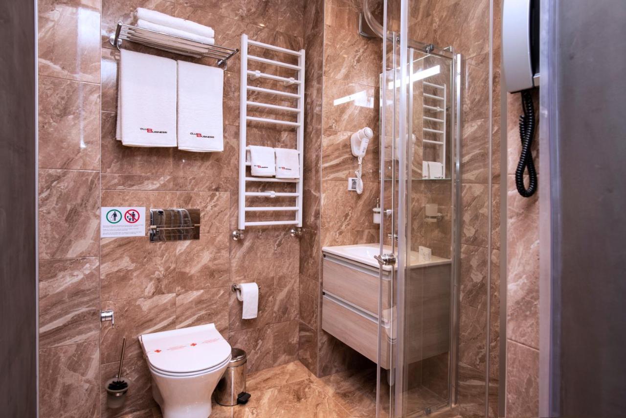 Family Hotel Business Club Шумен Екстер'єр фото