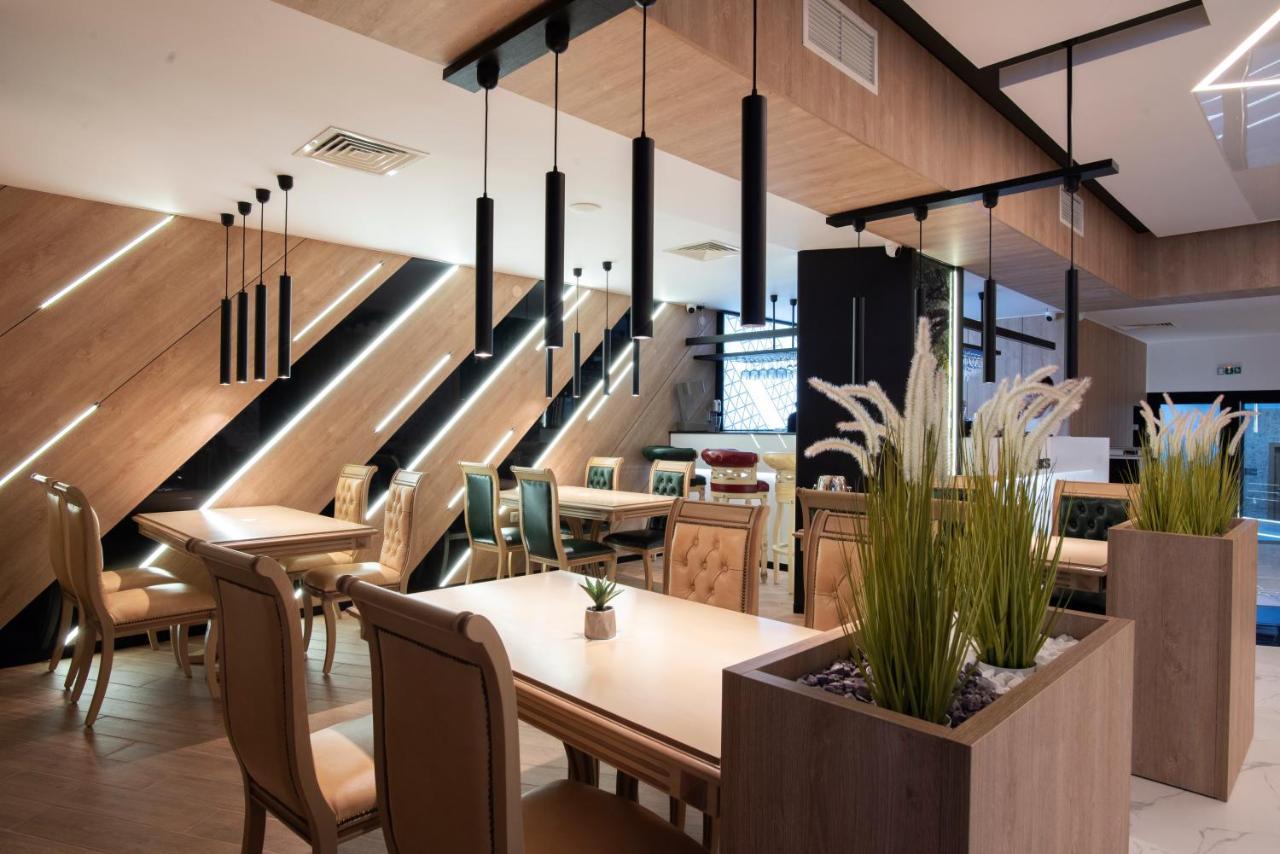 Family Hotel Business Club Шумен Екстер'єр фото